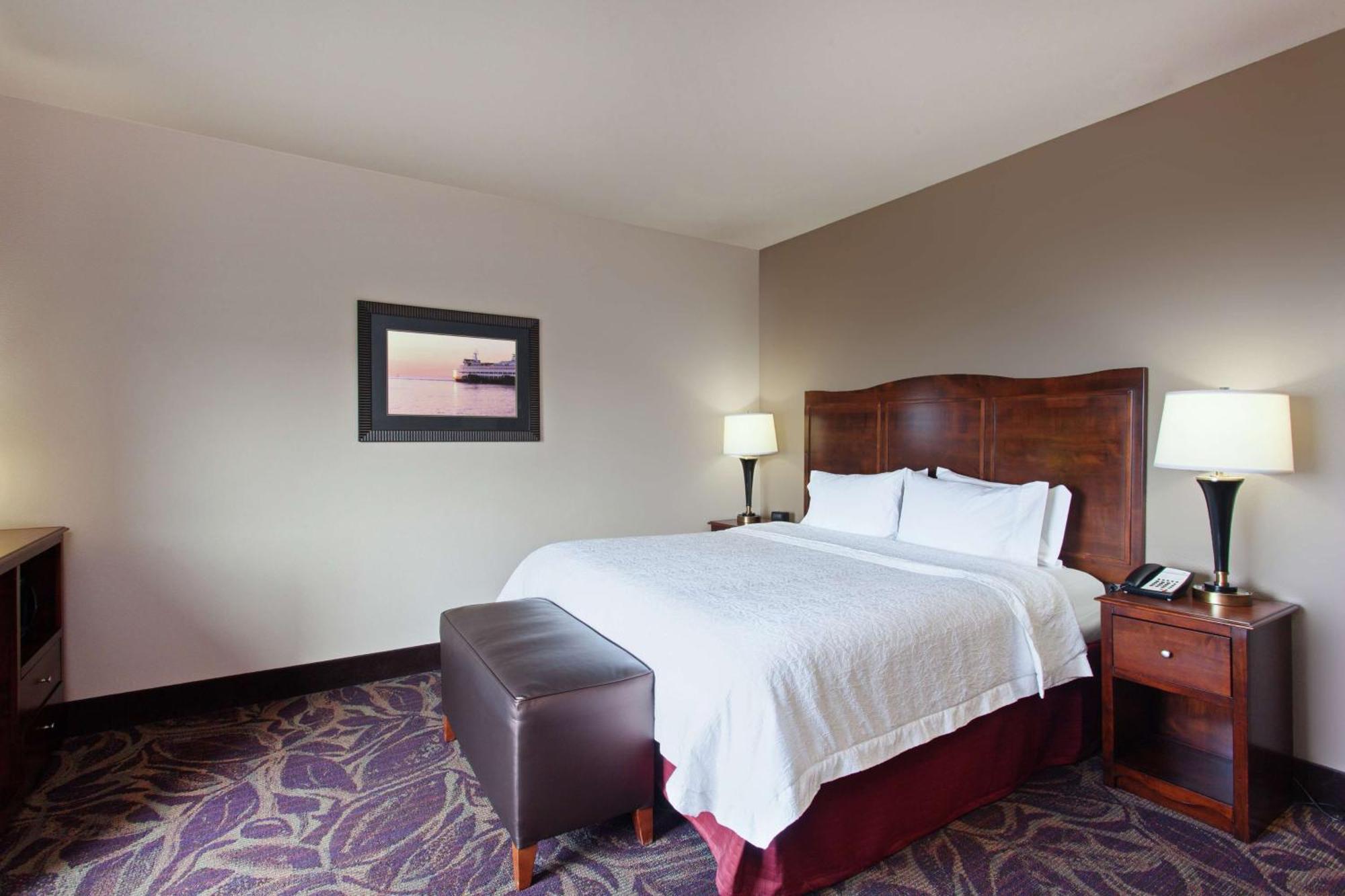 Hampton Inn Seattle/Everett Downtown Exterior photo